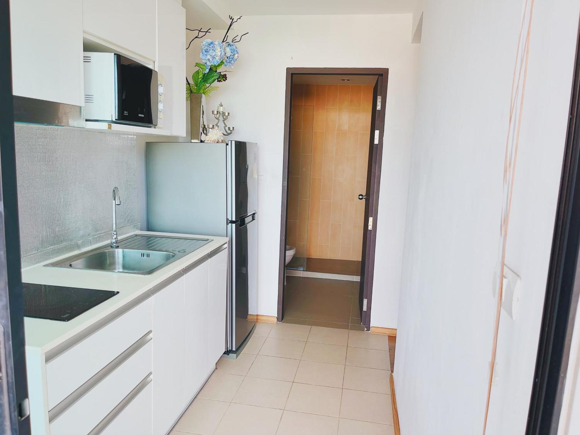 47near Shopping Malls And Naka Night Market *